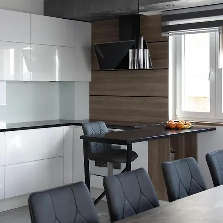 Holiday home 4 Bedroom Awesome In
